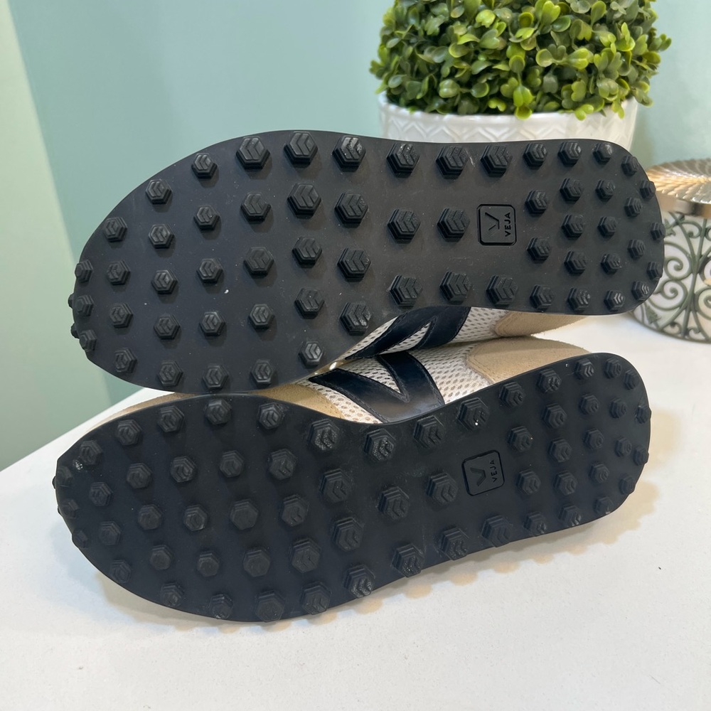 Veja Rio Branco Navy Blue, Beige and White Mesh Sneakers - Picture 3 of 6